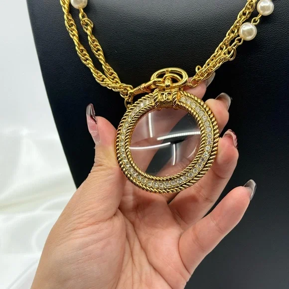 Chanel Vintage Pearl Crystal  Magnifying Glass Pendant Necklace XL - Picture 2 of 12